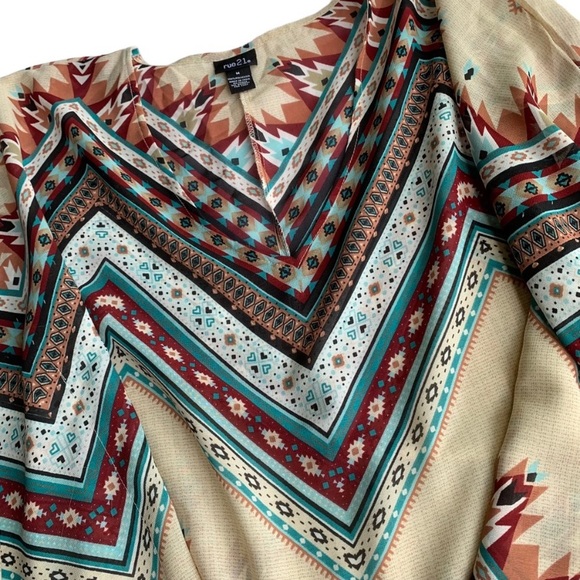 Rue21 Cream and Red Chevron Poncho Kimono Batwing Blouse Shirt - Picture 4 of 12